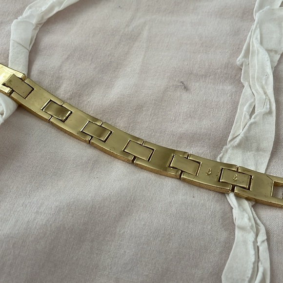 American Western Antique Jewelry/Spanish Gold Pattern Bracelet - Picture 2 of 6